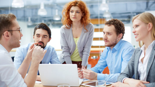 Lumiu people experienced associates consultants